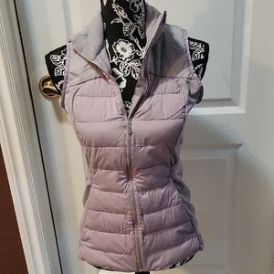 Lululemon women's Lavender Puffer Vest 6
